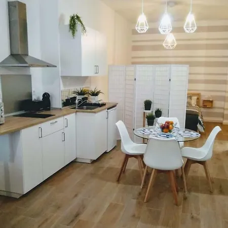 Patios De La Caleta Appartement *